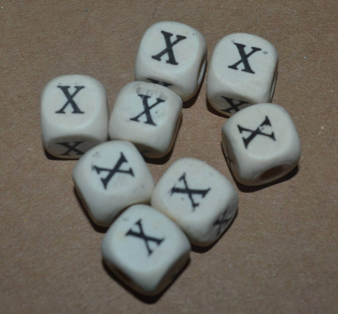 

Бусина буква деревянная Х