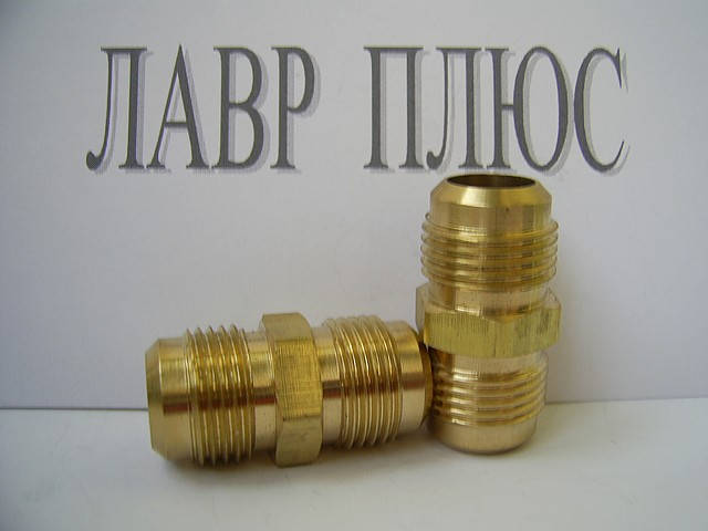 

Штуцер соединитель 3/8 резьба