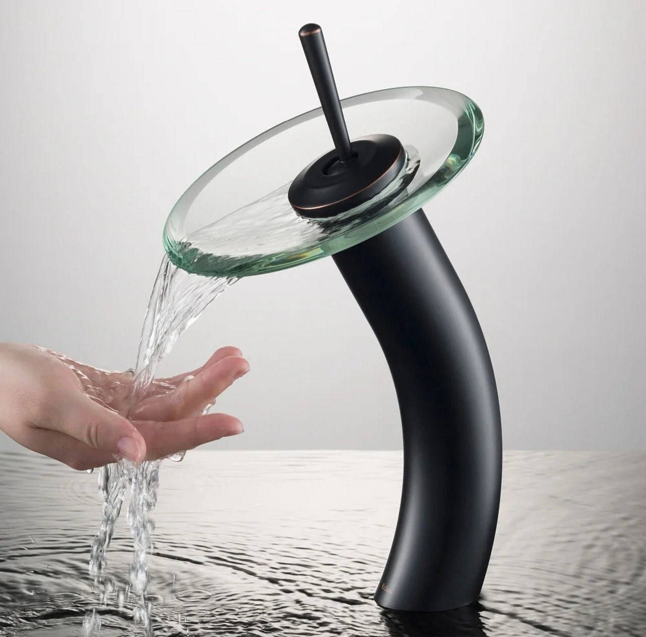 

Смеситель стеклянный под чашу Epelli Piattini Aldo Nero, Черный