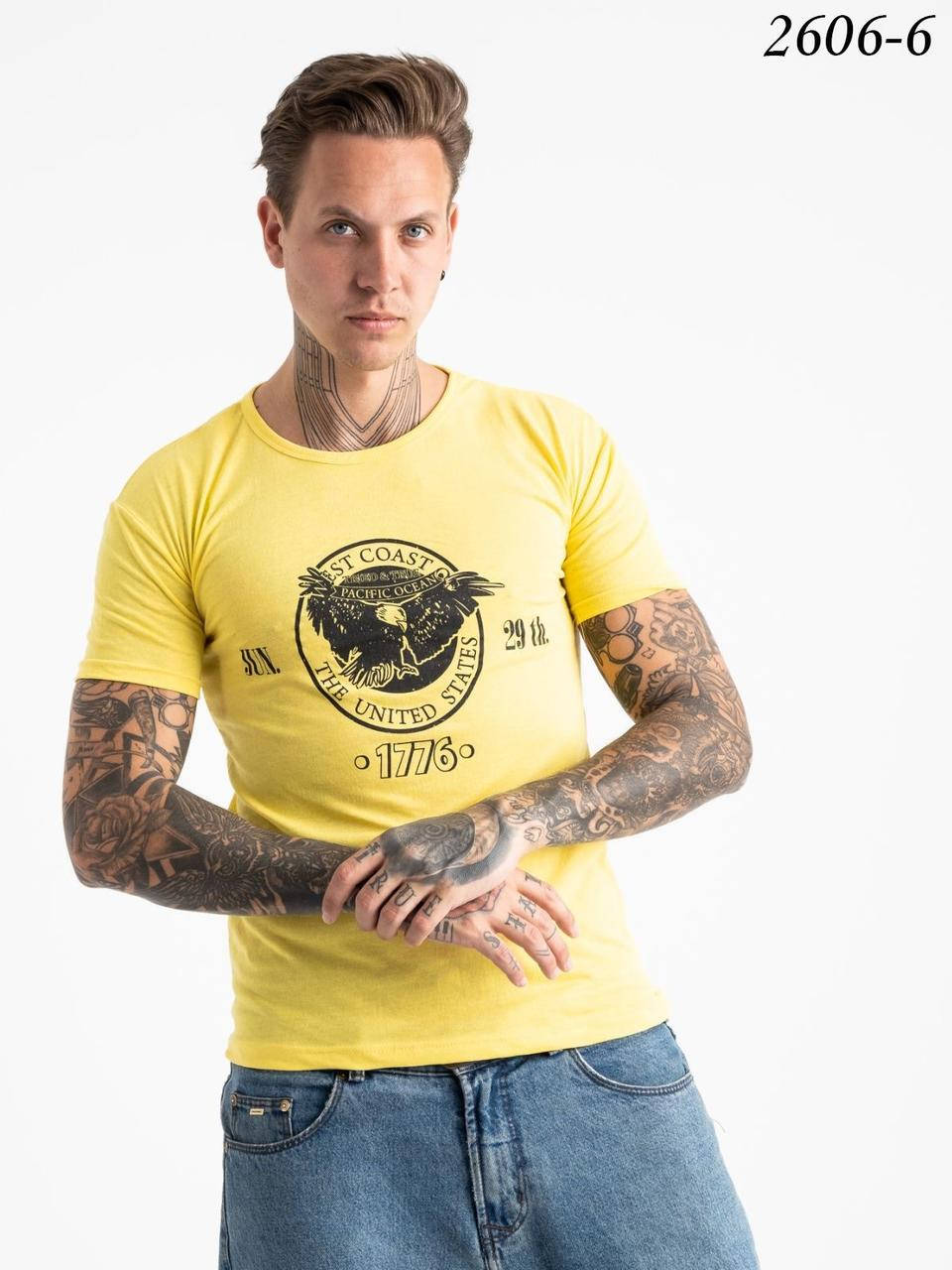 

Мужская футболка. Размеры : M,L,XL,2XL маломерят на 1 размер