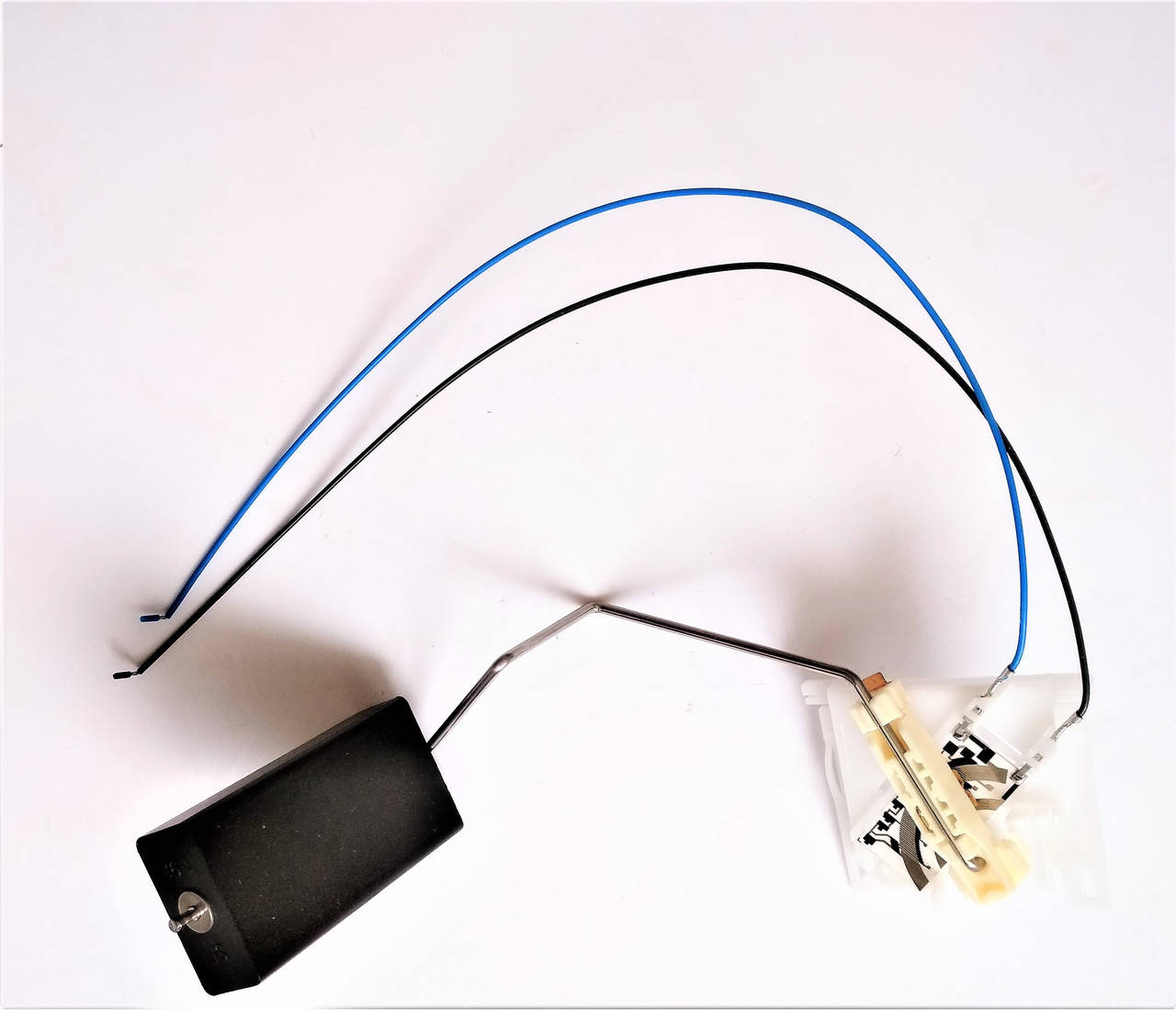 

Датчик уровня топлива Шкода Октавия ТУР Skoda Octavia Tour Golf Leon BORA 8L0919673E SkodaMag