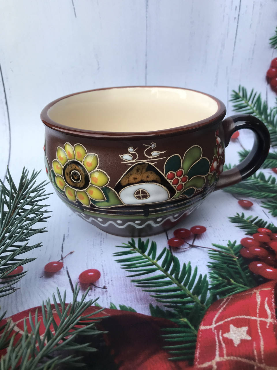 

Горнятко, чашка 500 мл.,декор з хатинкою