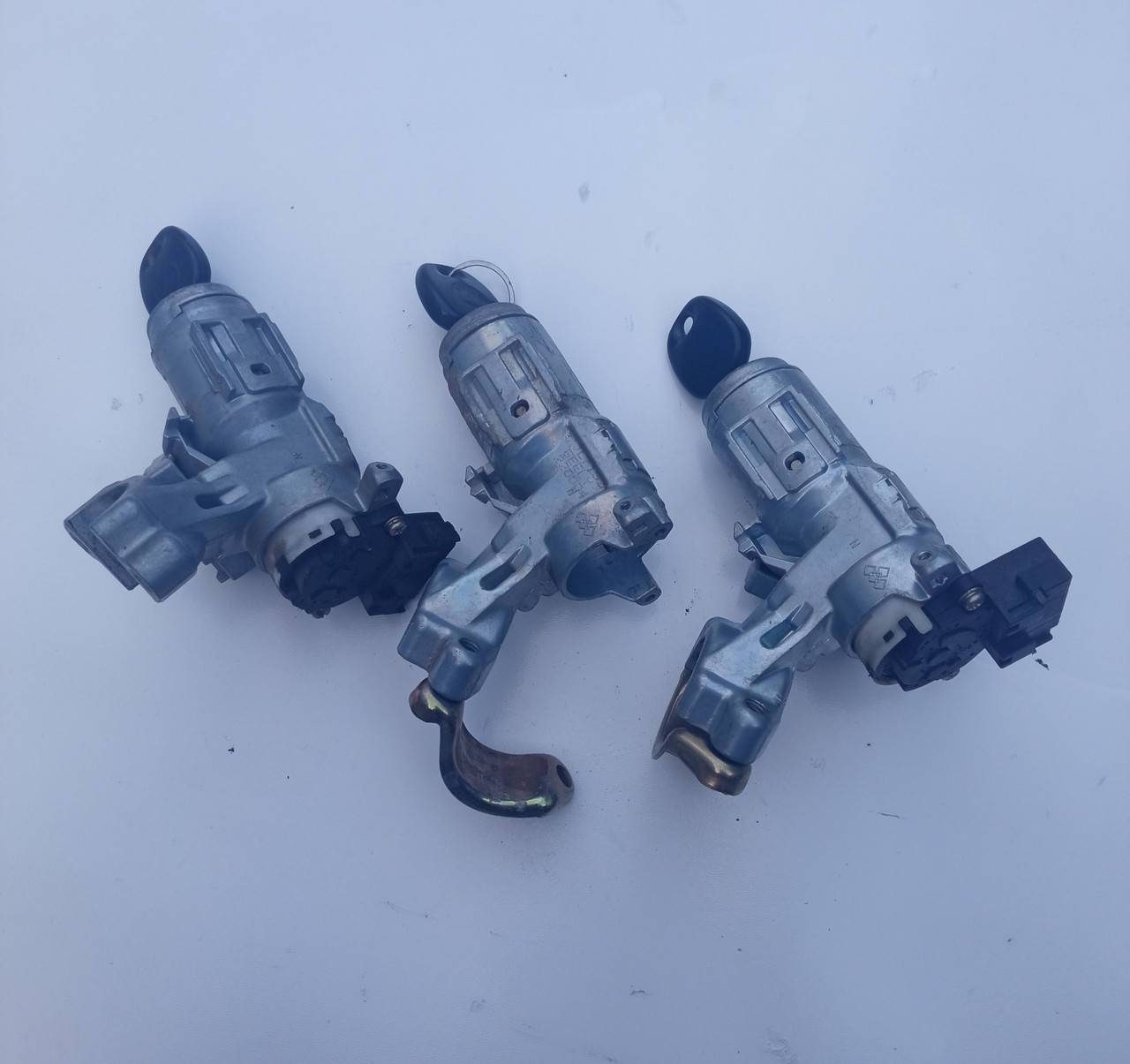 

Замок зажигания 1017000707 Geely MK