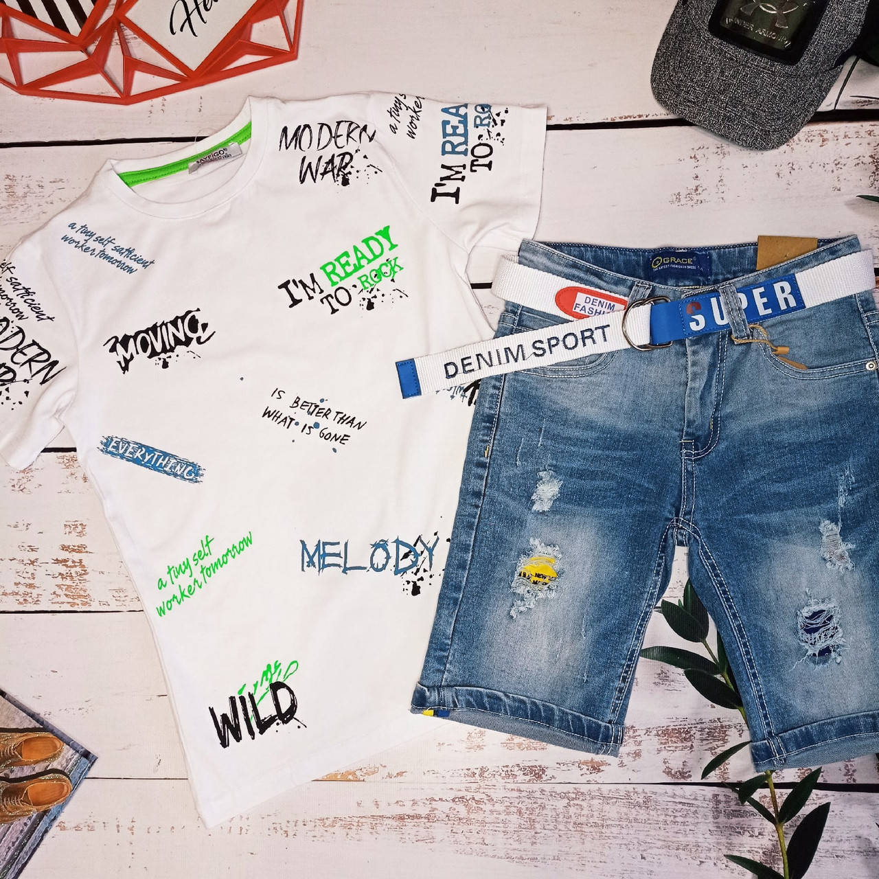 

Летний костюм подростковый,футболка и джинсовые шорты 140 см