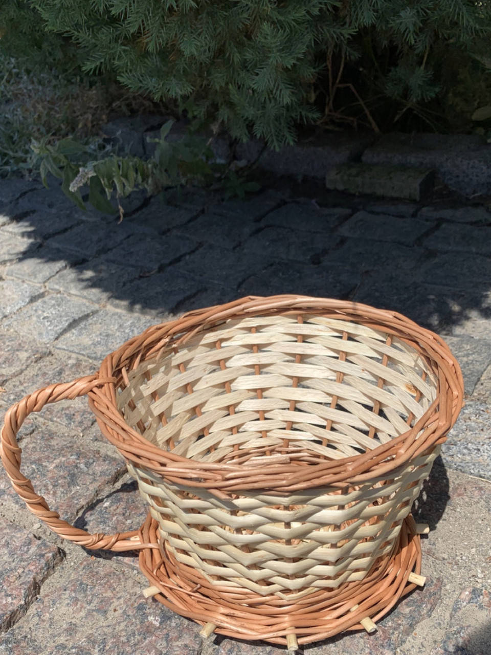 

Корзина подарочная"Кружка"