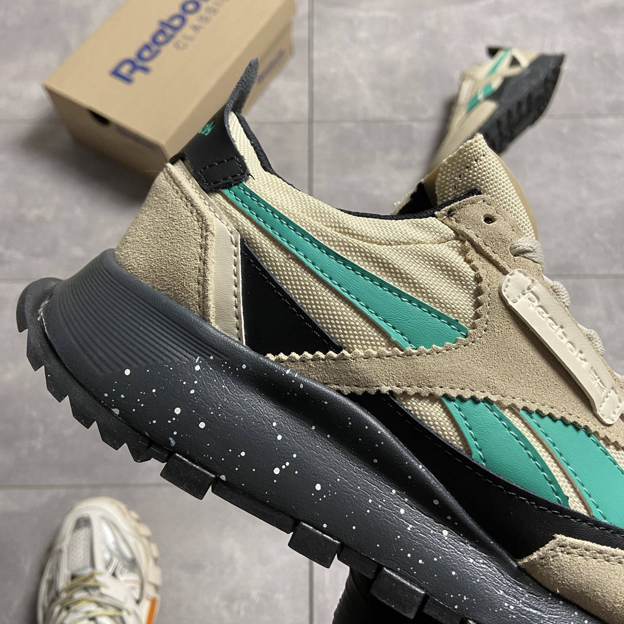 

Мужские кроссовки Reebok Classic Leather Legacy 45
