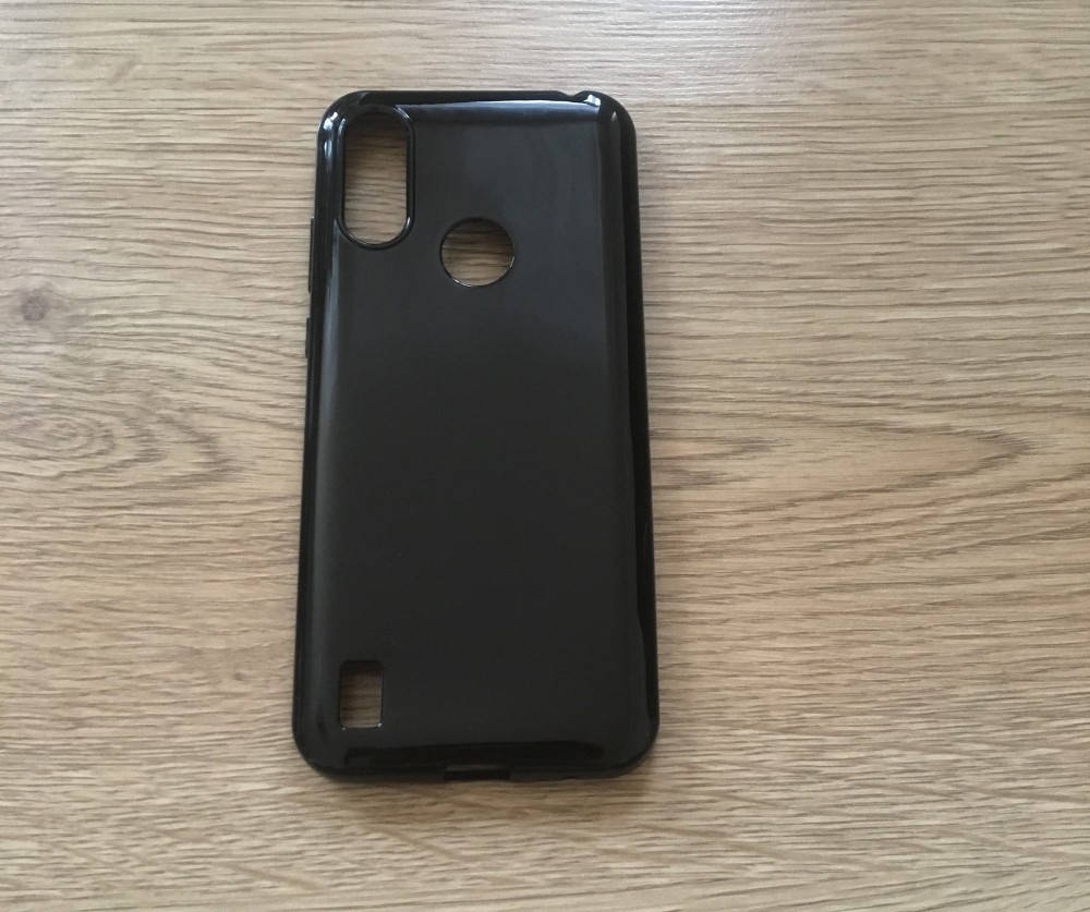 

Силиконовый чехол бампер для Motorola E6s 2020, Черный