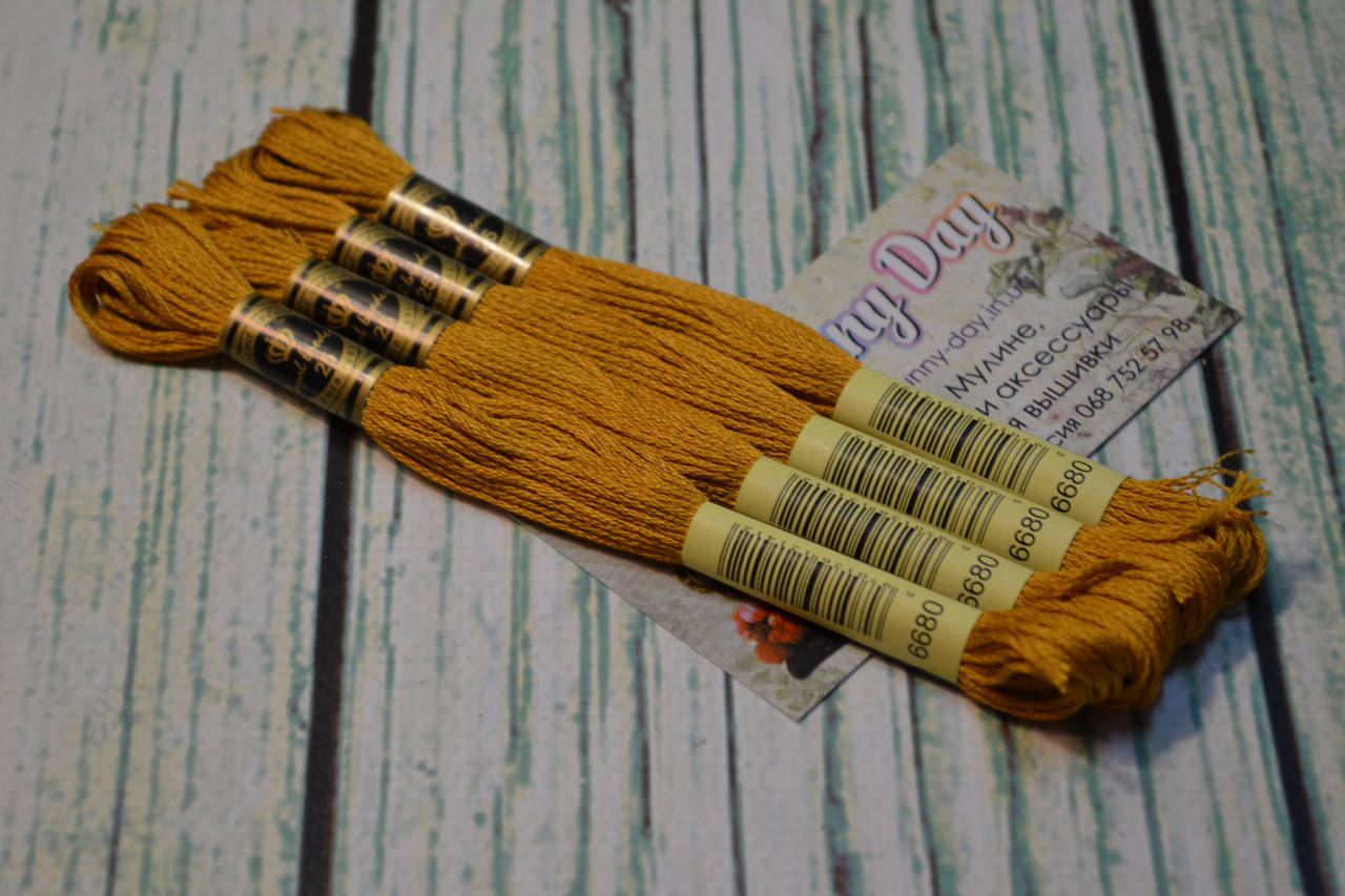 

Мулине Royal Broderie, цвет №680