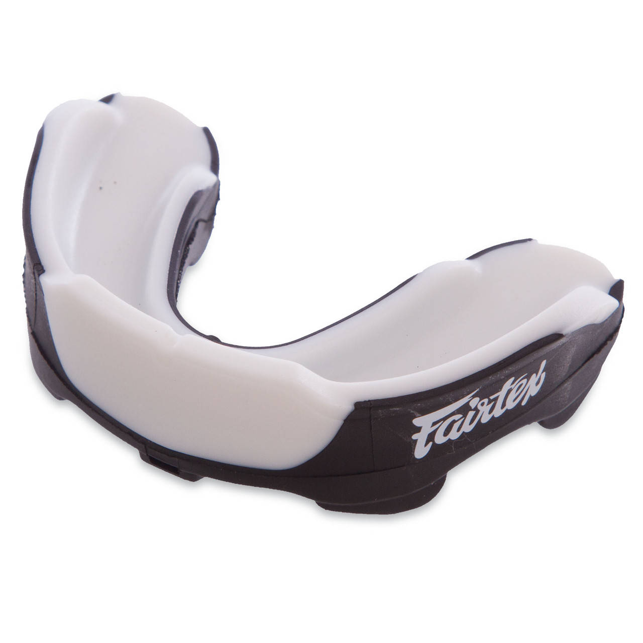 

Капа боксерская односторонняя одночелюстная FAIRTEX MG3 Черный