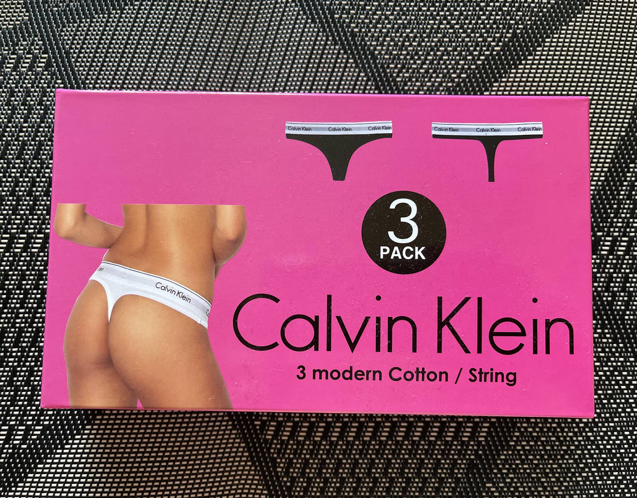 

Набор женских трусов Calvin Klein
