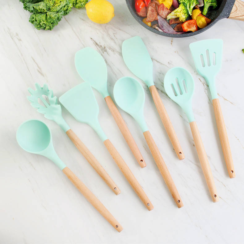 

Силиконовый кухонный набор принадлежностей 8 предметов (дерево+силикон) Зеленый