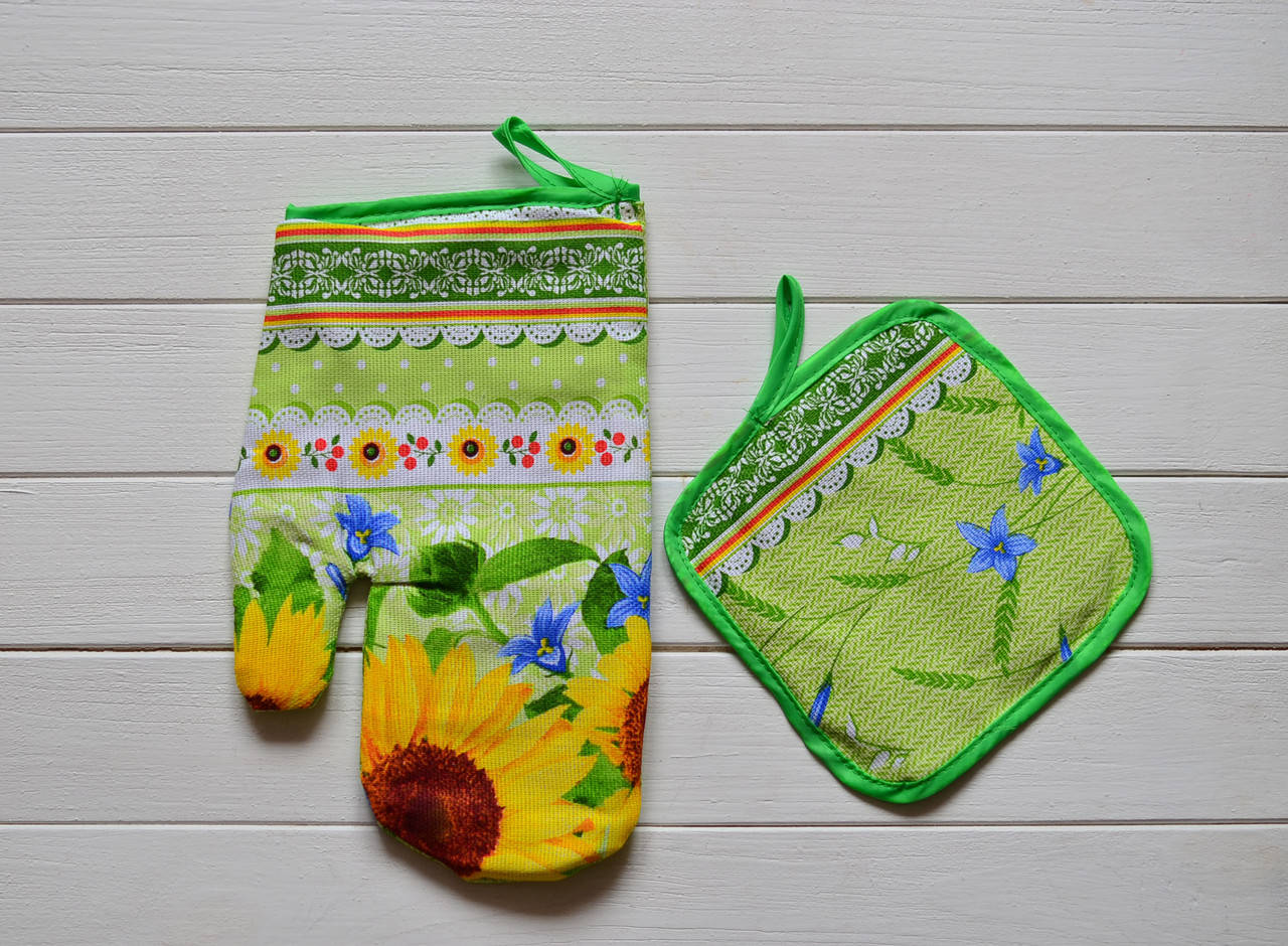 

Кухонный набор рукавичка+прихватка "Подсолнух"