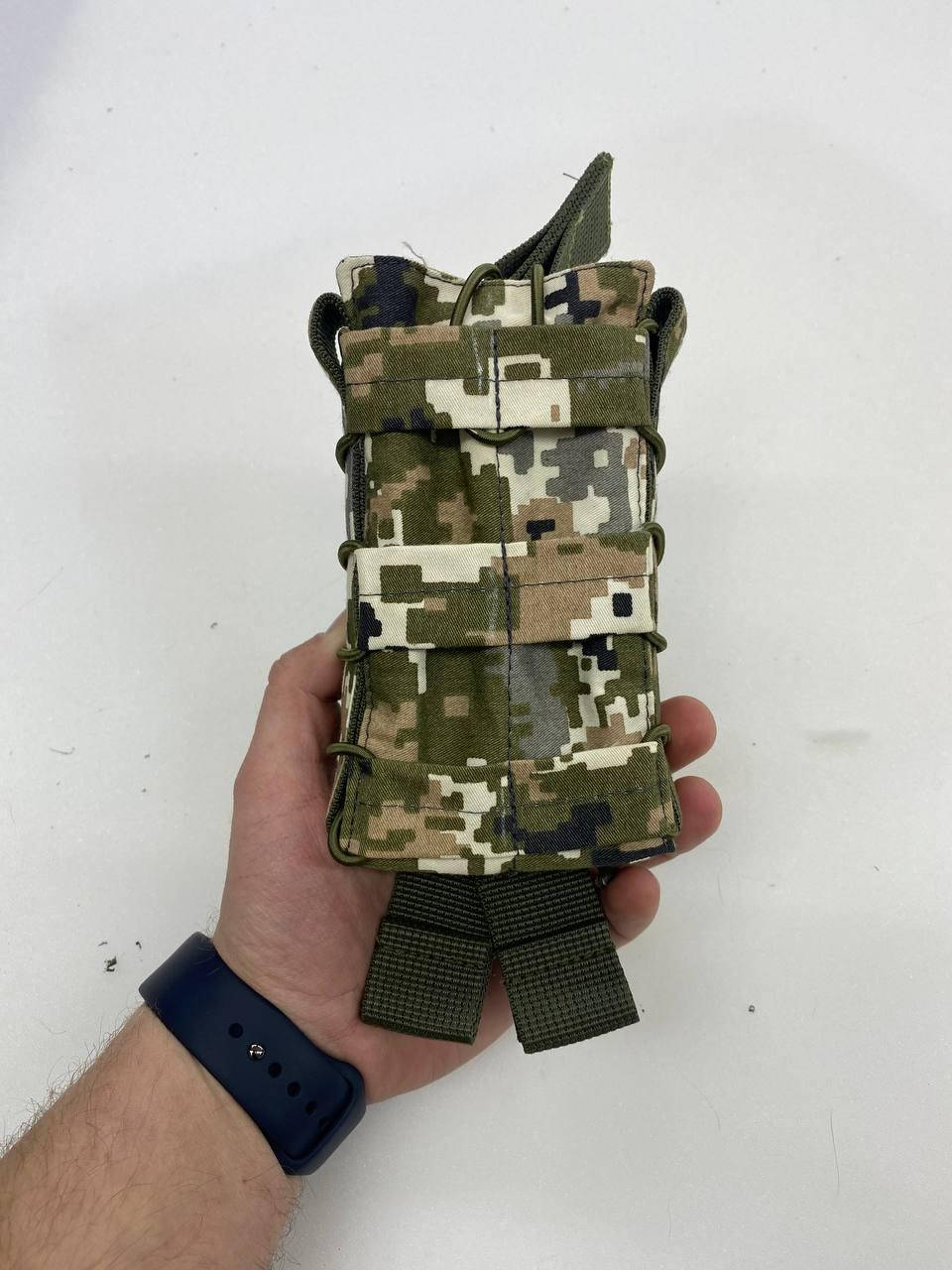 

Подсумка для магазина АК Фиксируется на стропы «Молли»