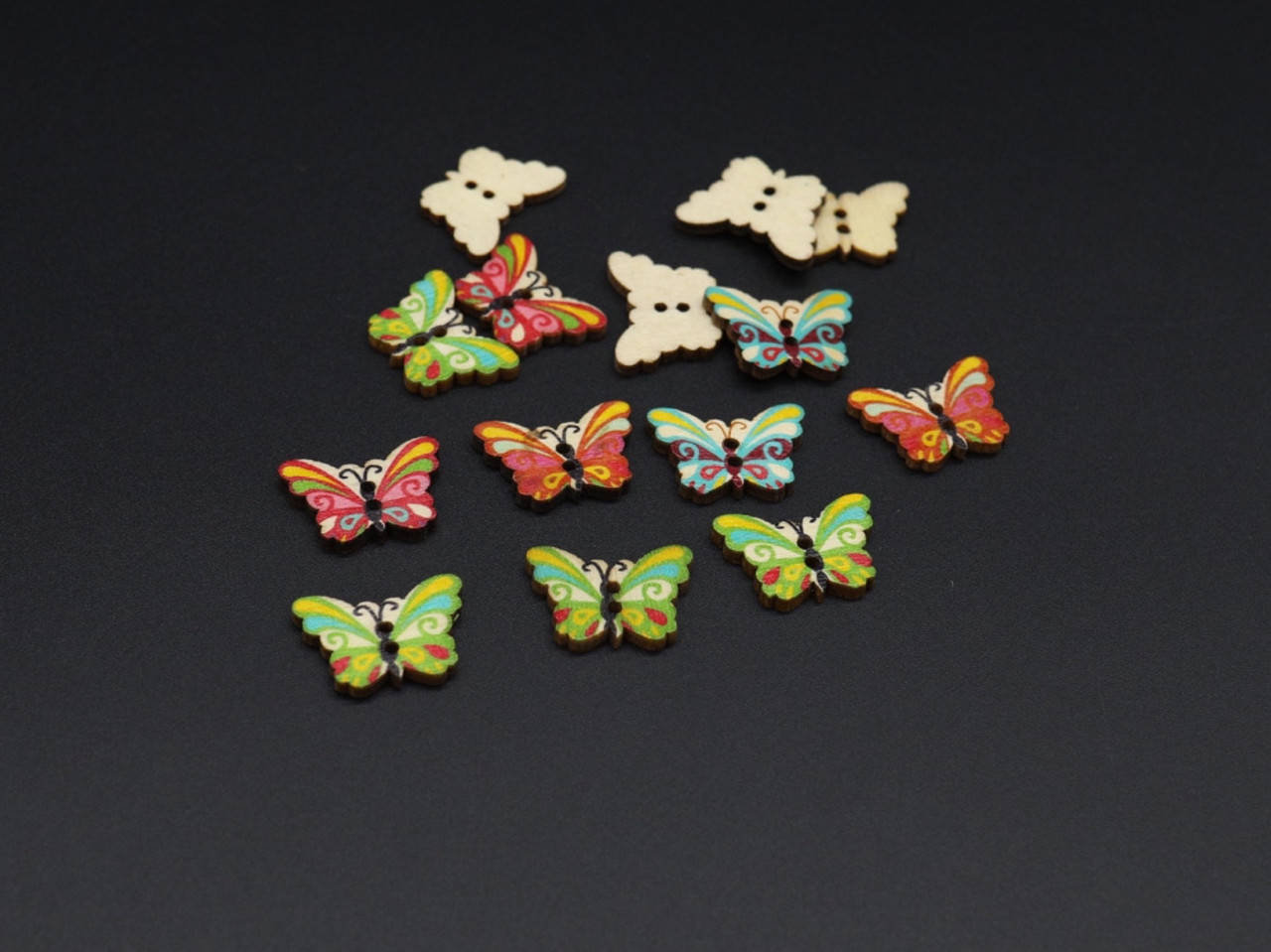 

Деревянная заготовка. Бабочка. Цвет микс. 24х17мм