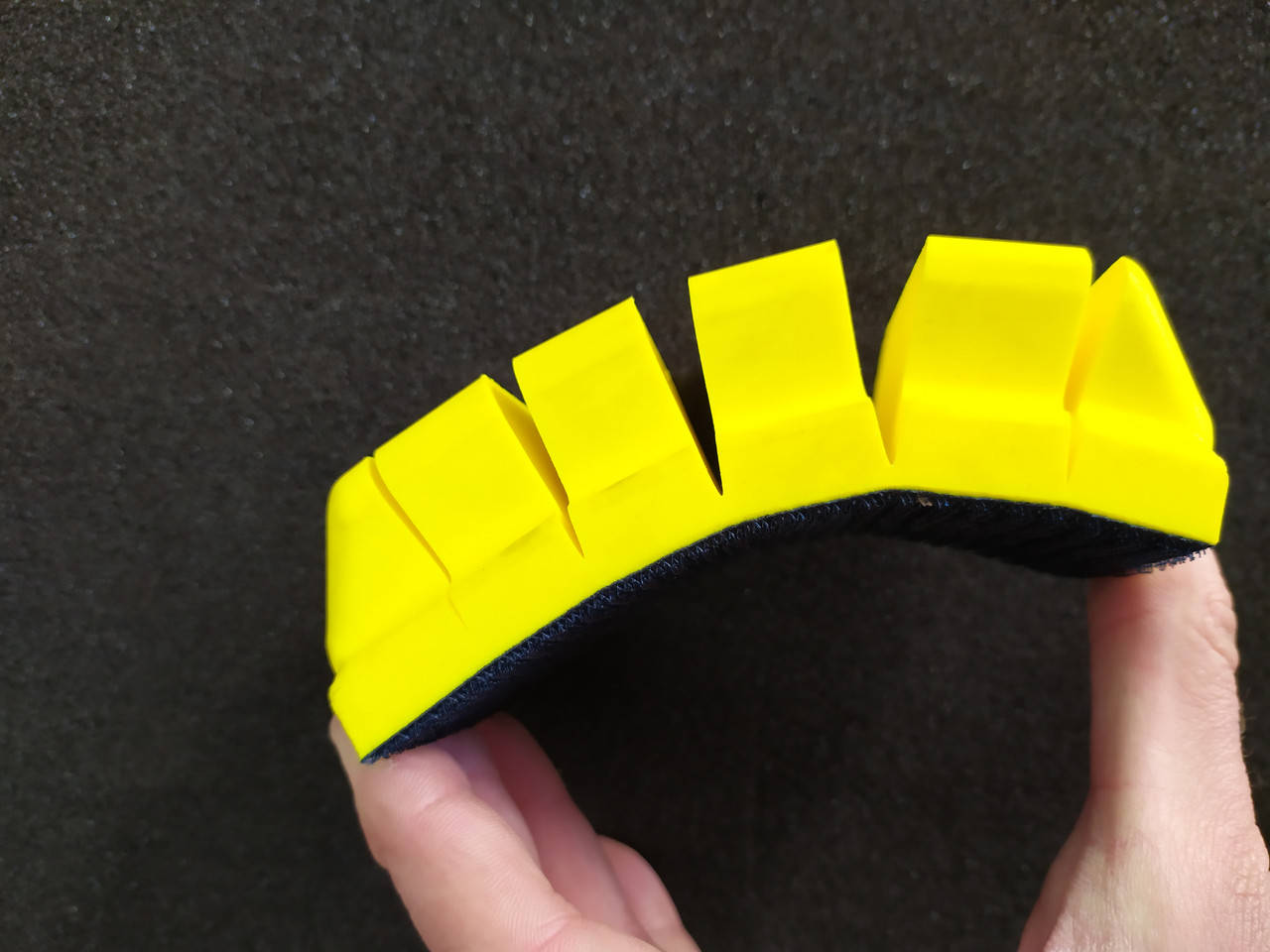 

Платформа для ручного шлифования 70х125 мм прямоугольная с прорезями