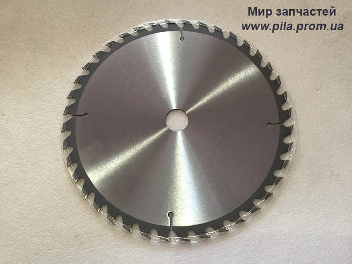 

Нож 40-зубый ЦЕЛЬНЫЙ с победитовыми напайками для мотокос (наружный 255 мм.)