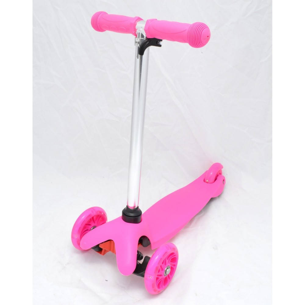 

Самокат детский трехколесный Micro scooter 95 Розовый (2T1043)