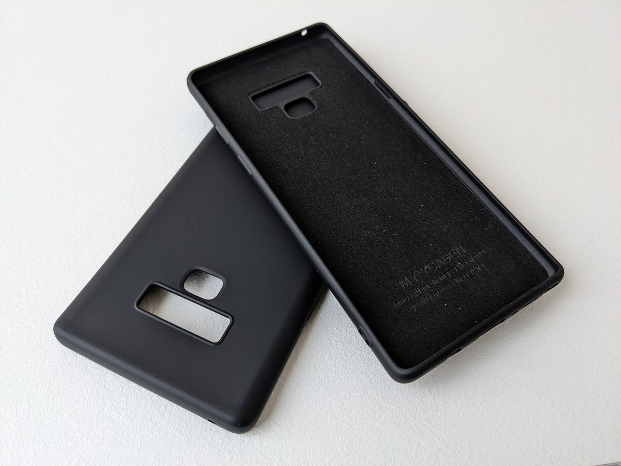 

Силиконовый чехол для Samsung Galaxy Note 9 Черный микрофибра soft touch