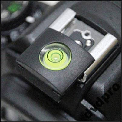 

Заглушка уровень на горячий башмак Canon, Nikon