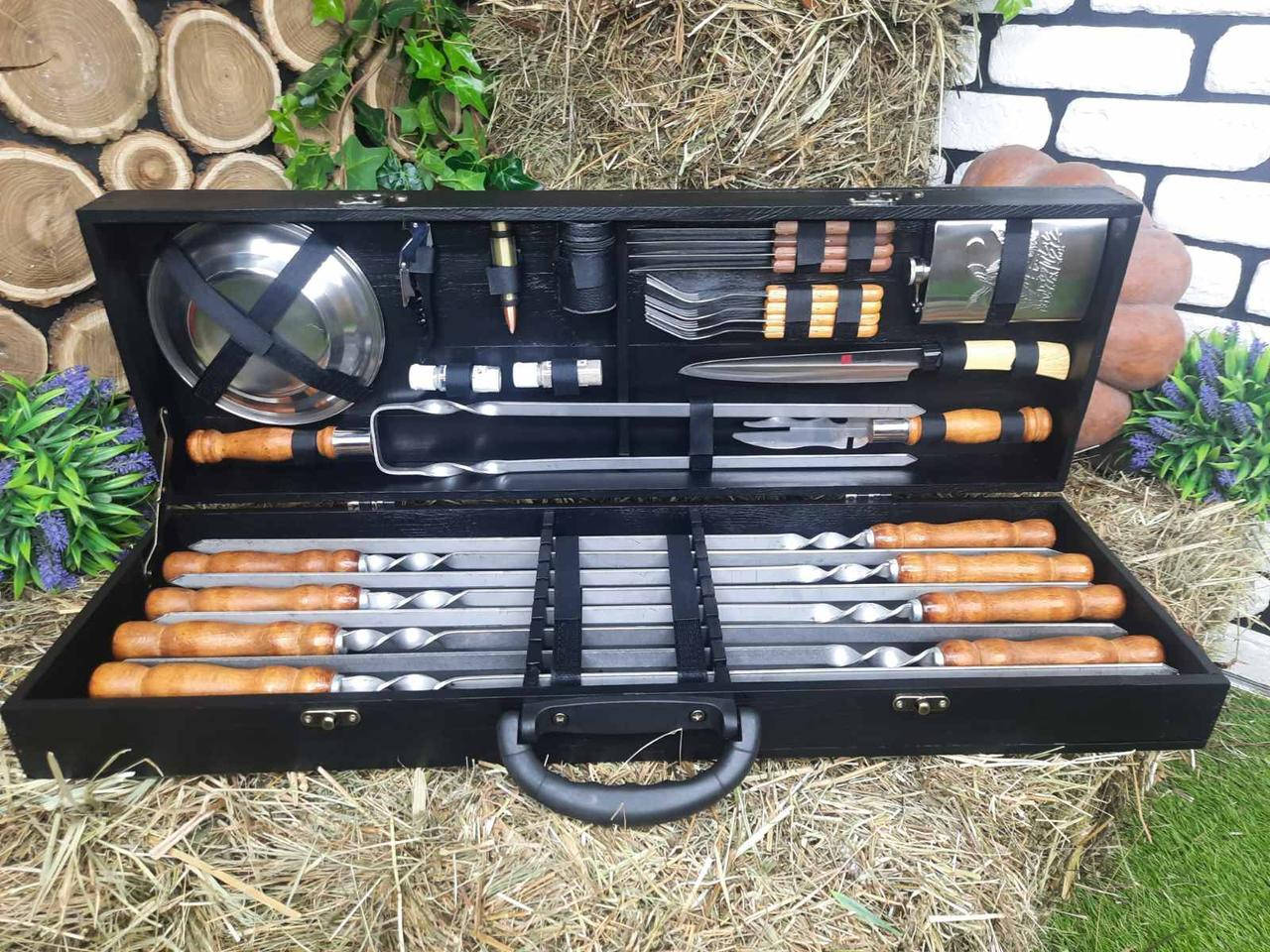 

Набор 8 шампуров "Master" (730х15х3 мм)+ набор аксессуаров в подарочном кейсе