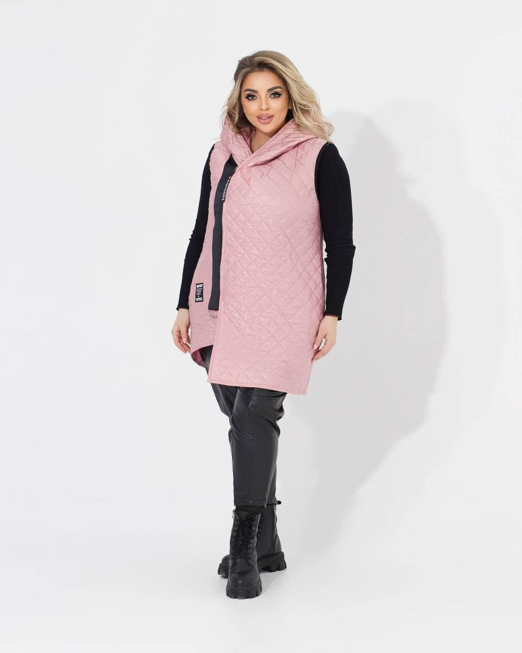 

Женская жилетка , ткань :стёганная плащевка Канада , наполнитель синтепон 100 на подкладе РИ-135803, Разные цвета