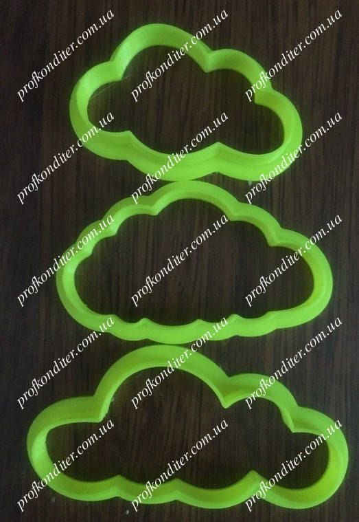 

Набор пластиковых вырубок Тучки №2