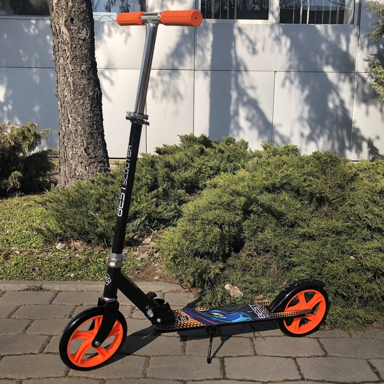 

Самокат двухколесный Черный с большими колесами PU 20 см Best Scooter 42714