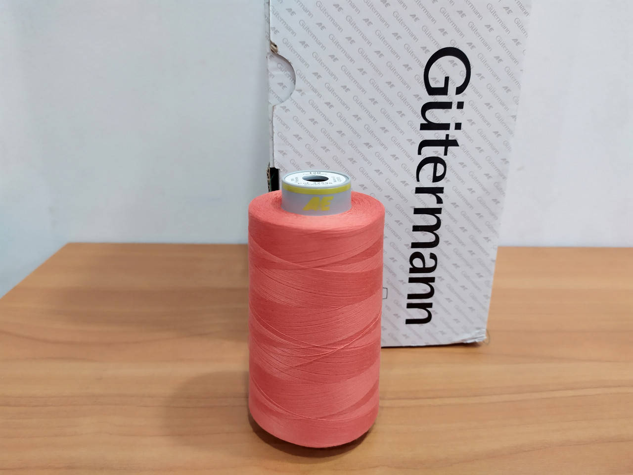 

Нитка Gutermann Perma core №120 5000м.
