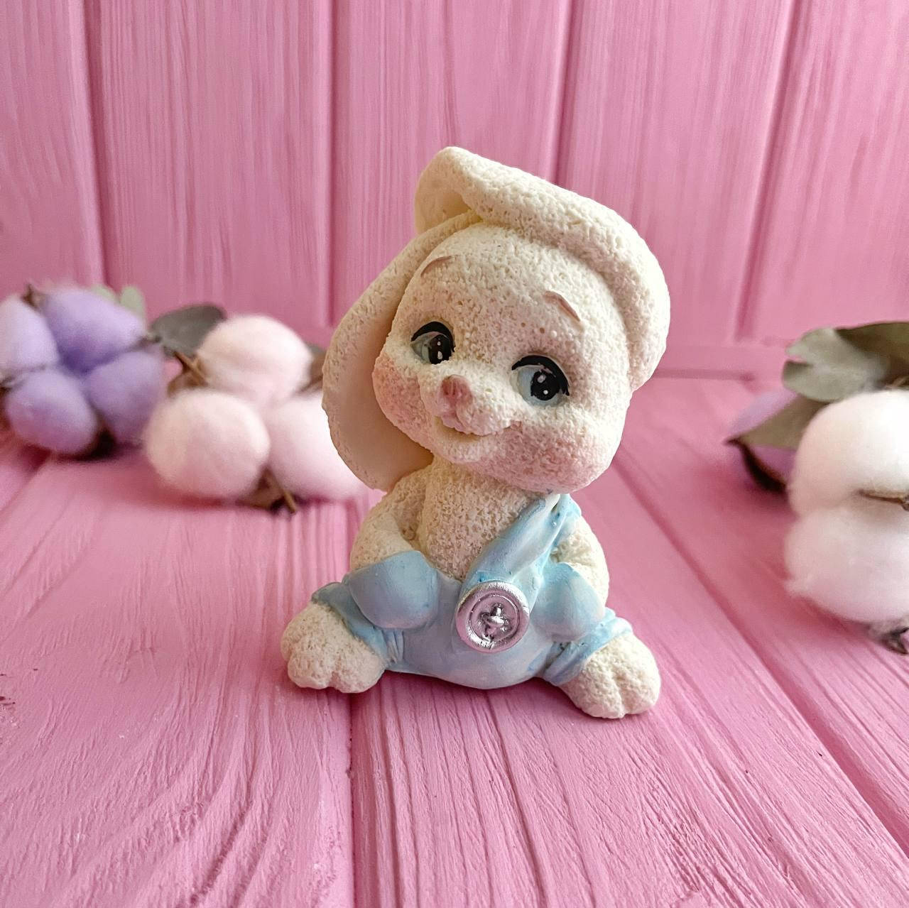 

Фигурка из глазури "Зайка - хулиган", 125 грамм, Белый