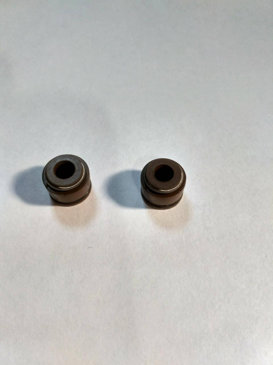 

Сальники клапанов для китайских скутеров GY6-50/60/80/100 (Mototech)