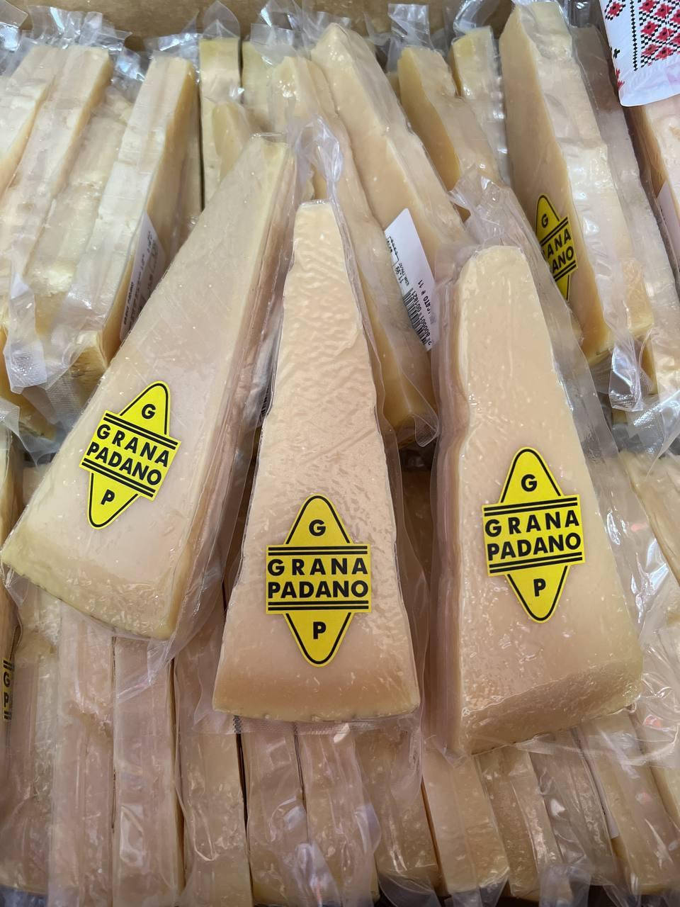 

Сыр Grana Padano 170 гр. Италия