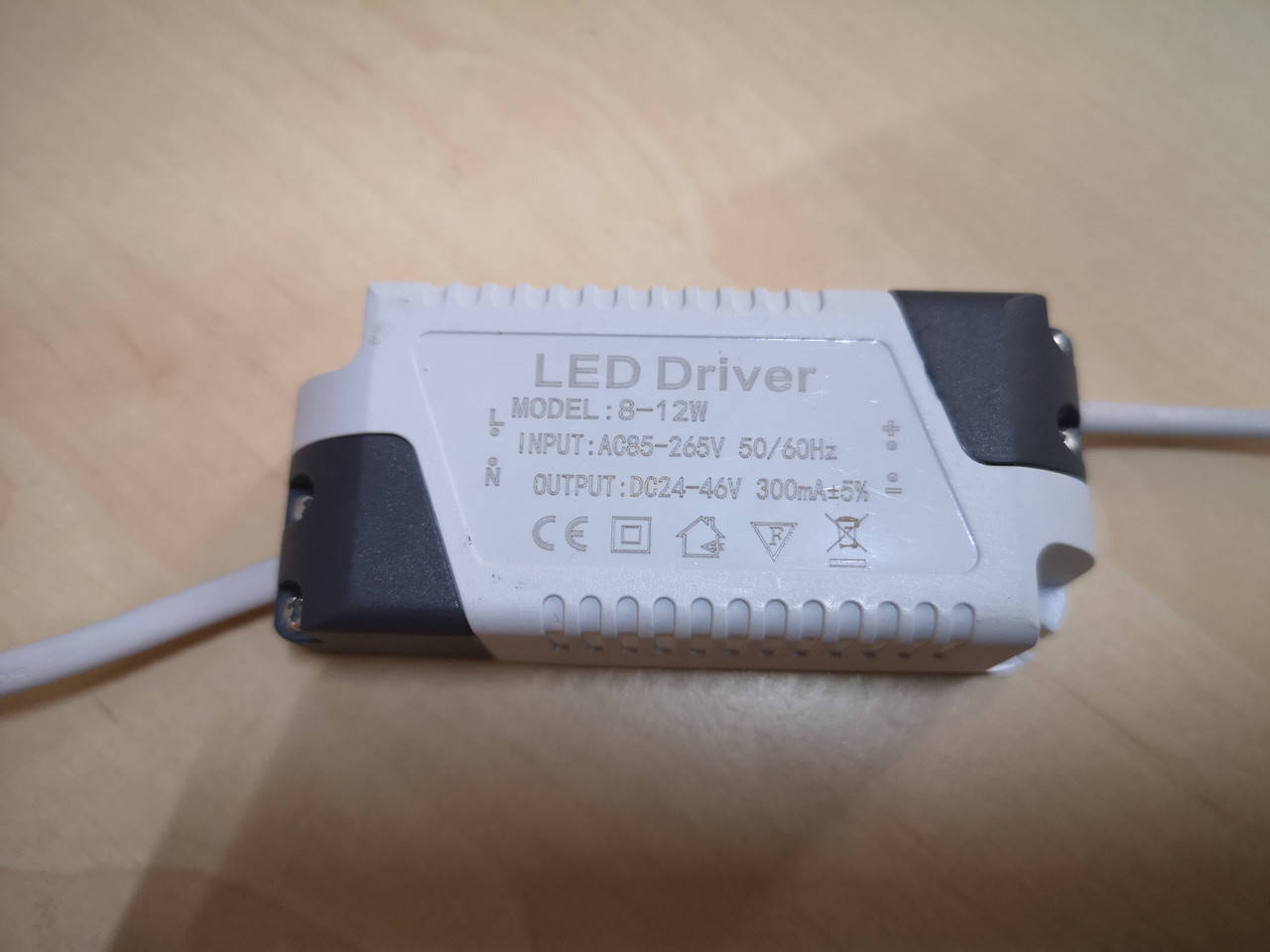 

Драйвер LED (300mA) 8-12W