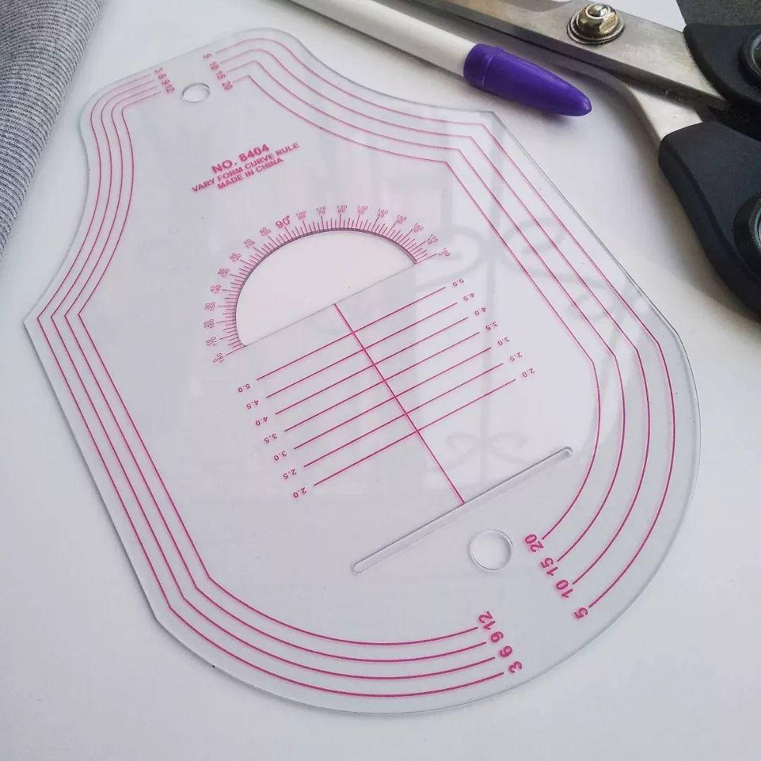 

Лекало "Фартух"