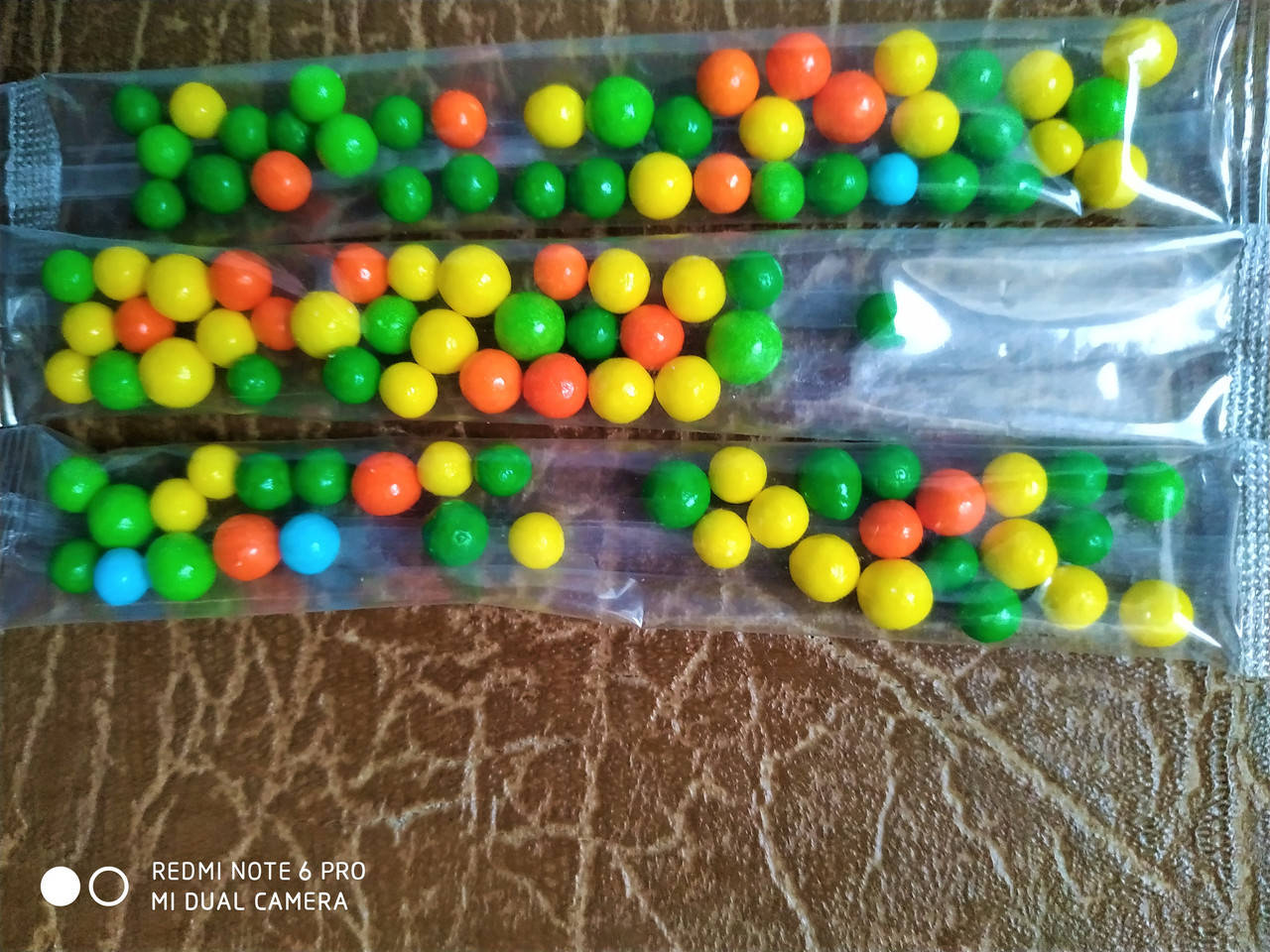 

Посыпка сахарная глянцевая смесь 2 d 5 мм