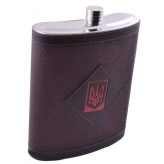 

Фляга из пищевой нержавеющей стали обтянута кожей