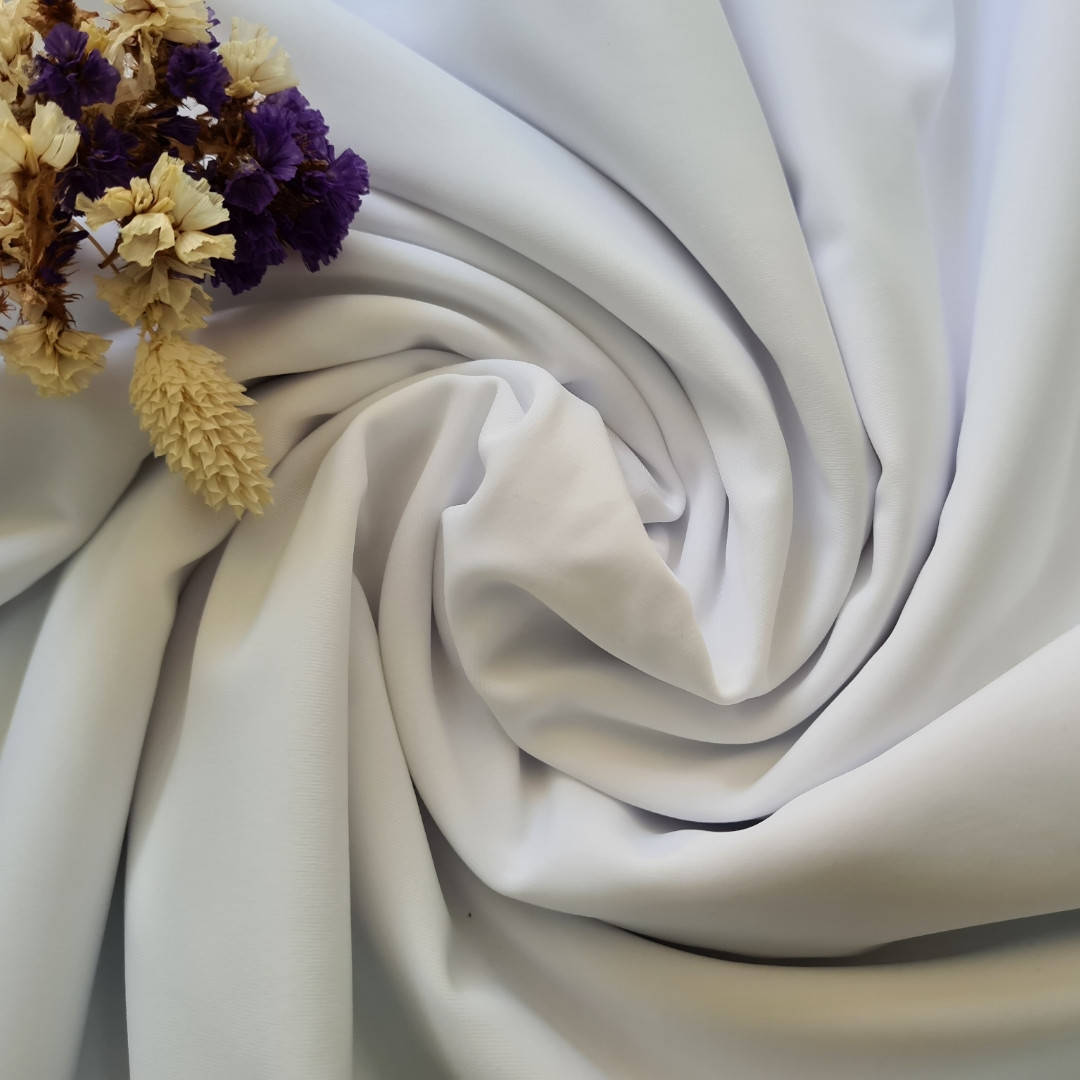 

Лайкра матовая White Chrisanne Clover 1м
