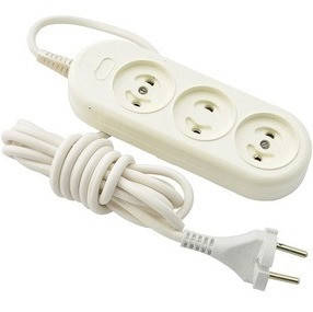 

Удлинитель с карболитовой колодкой Житомир 3/3м 16А 250В белый (ПВС 2*1.5мм)