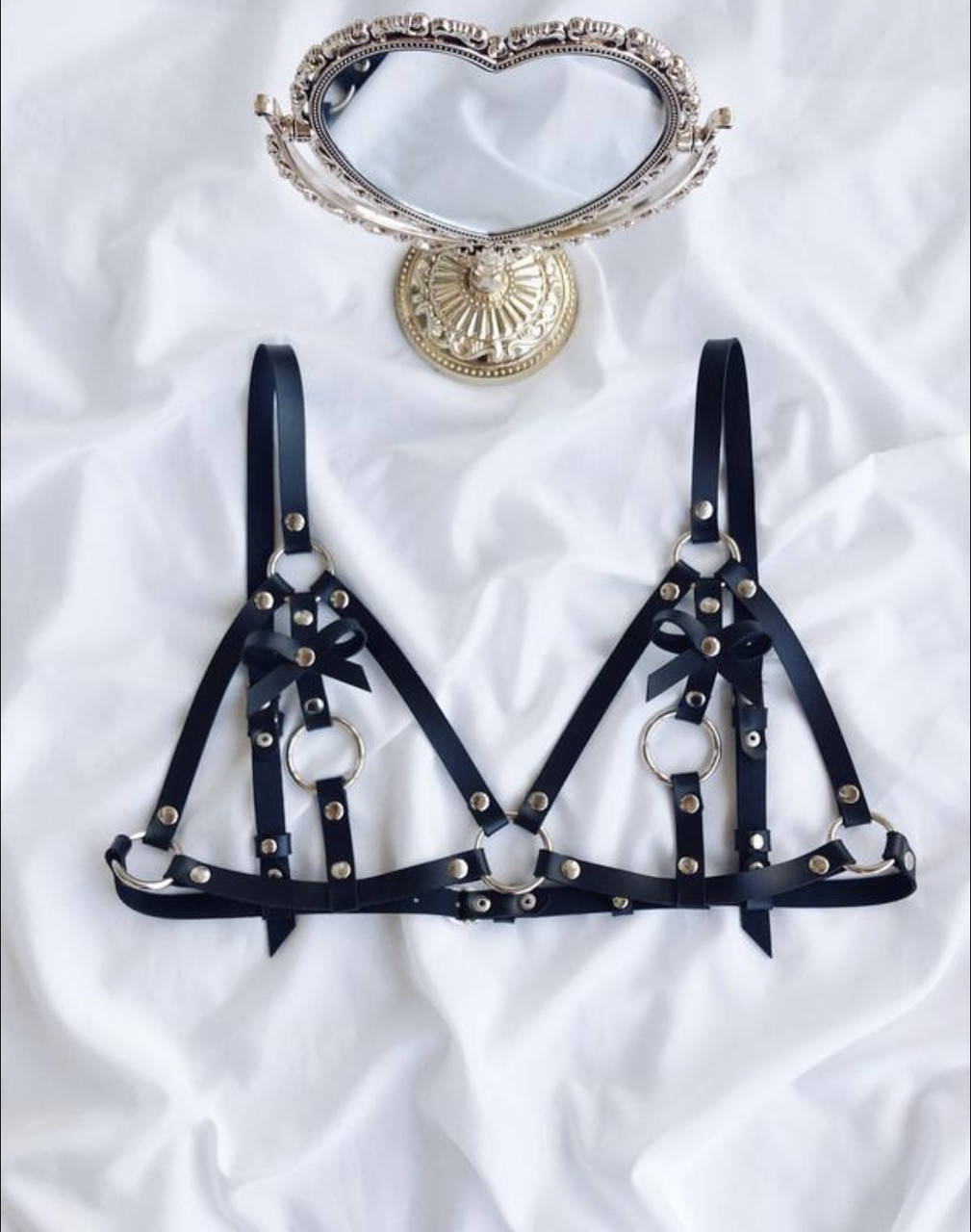 

Портупея, Черный