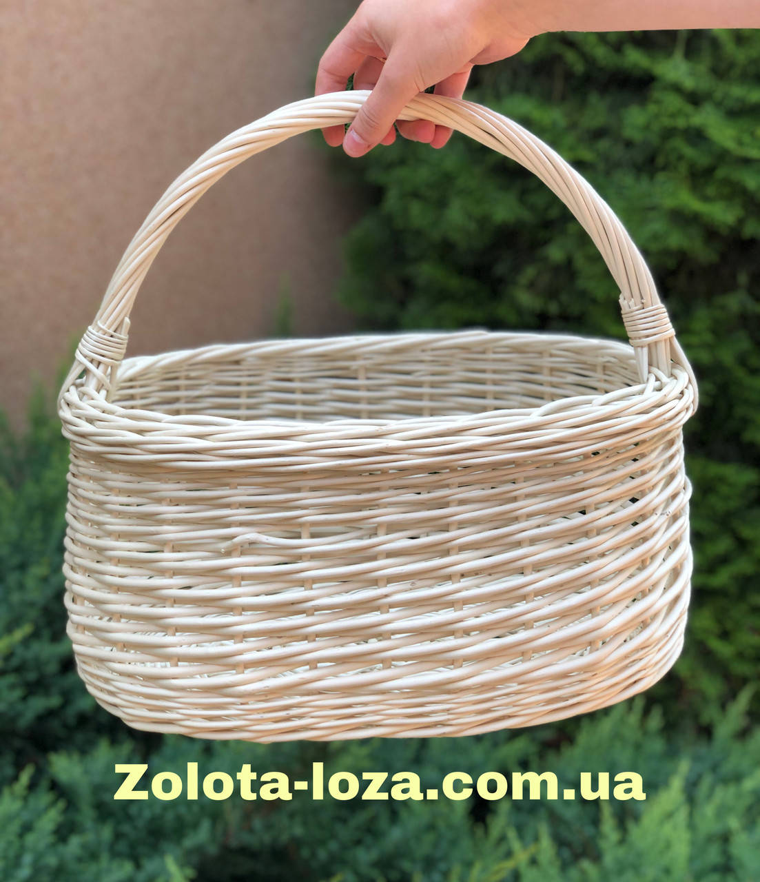 

Праздничный Плетеная корзина с белой лозы. Арт: 3086