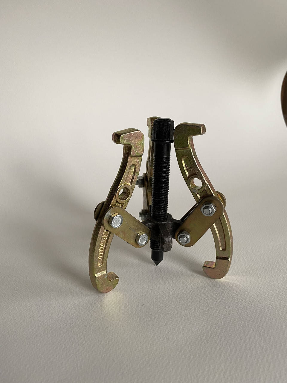 

Съёмники подшипников 150 мм. 2/3 захвата