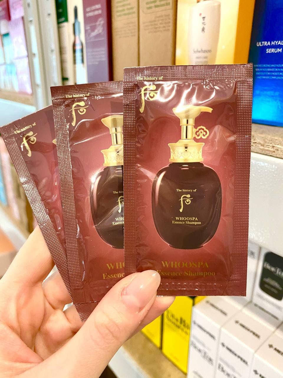 

Королевский шампунь The History of Whoo Essence Shampoo 8 мл пробник