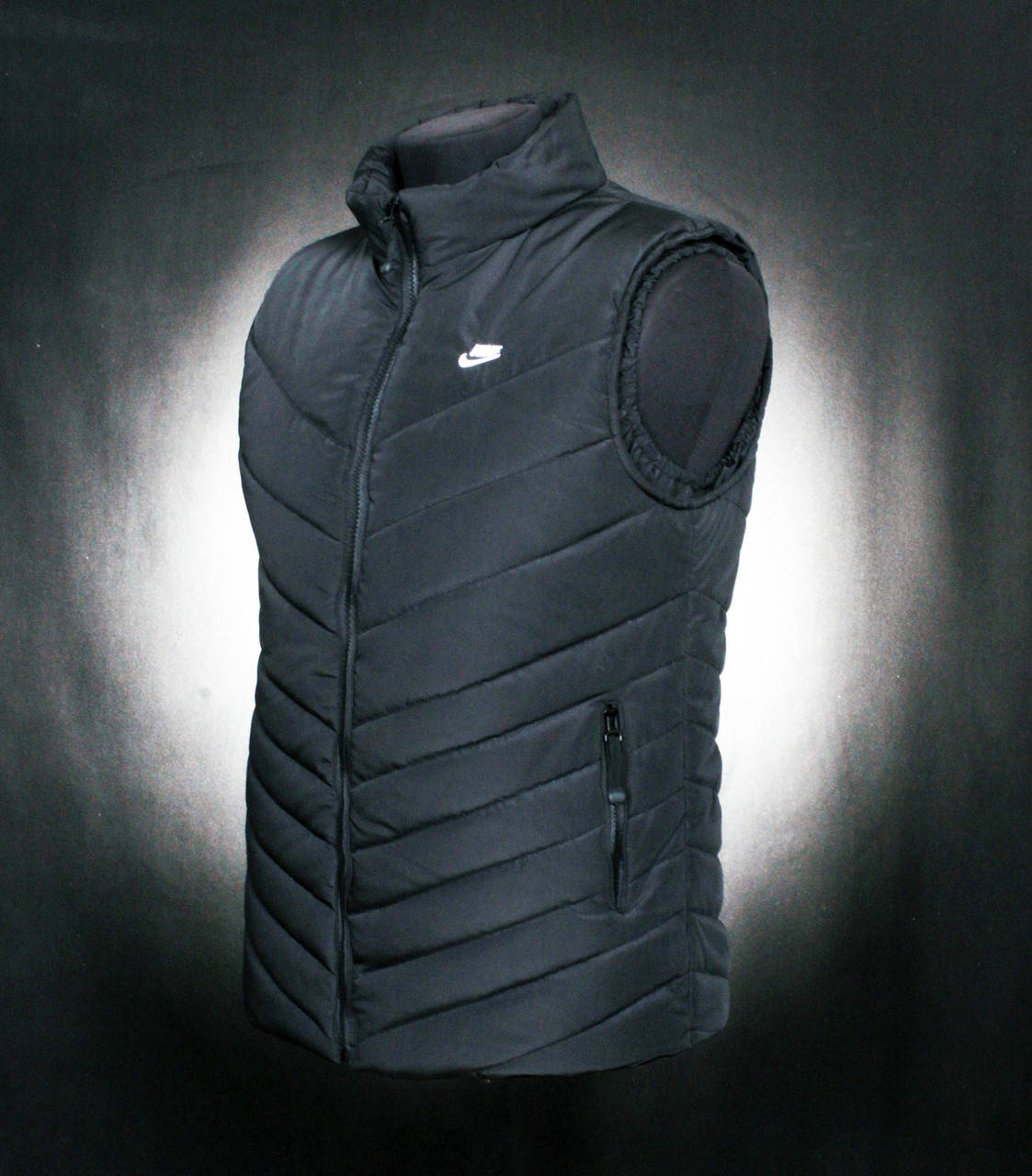

Жилетка спортивная мужская NIKE CASCADE SPORTSWEAR VEST жилет
