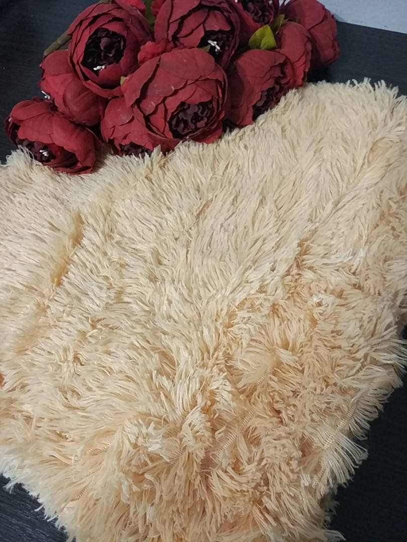 

Наволочка для диванной подушки травка 45 * 45 см.персиково-бежевый.