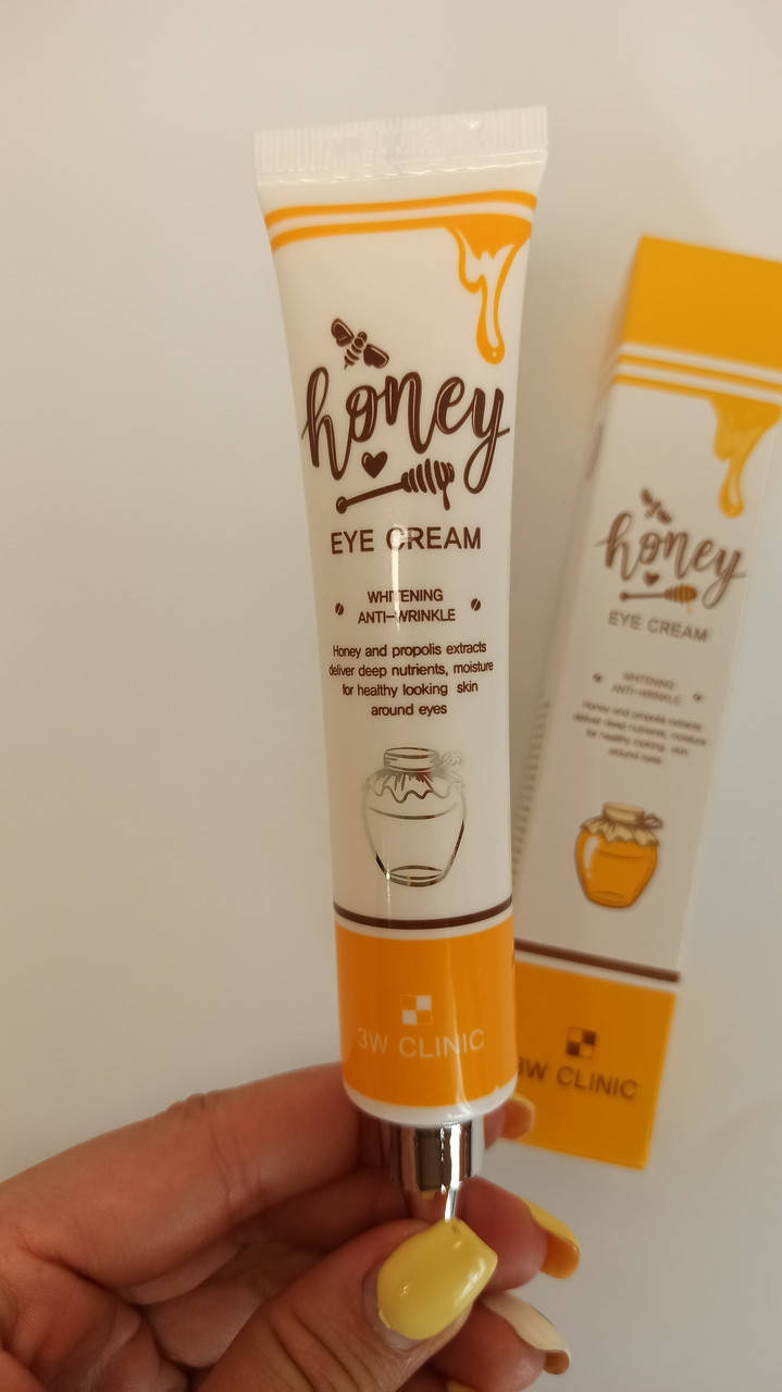 

КРЕМ ДЛЯ КОЖИ ВОКРУГ ГЛАЗ АНТИВОЗРАСТНОЙ С ЛОШАДИНЫМ ЖИРОМ 3W CLINIC HORSE OIL EYE CREAM, 40 МЛ Мед