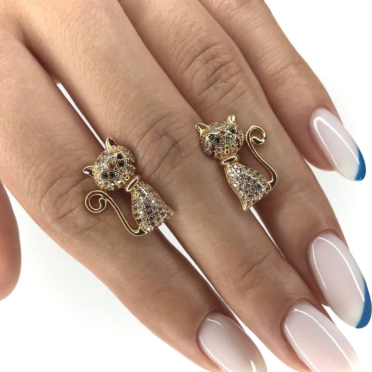 

Позолоченные серьги Котики фирма Xuping 18к. с разноцветными кристаллами.