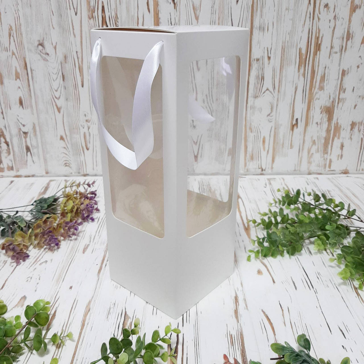 

Коробка для подарков, кукол, мягкий игрушек 150х150х400 мм., Белый