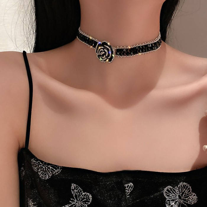 

Чокер лента со стразами и цветком "Black Flower Bow", черный