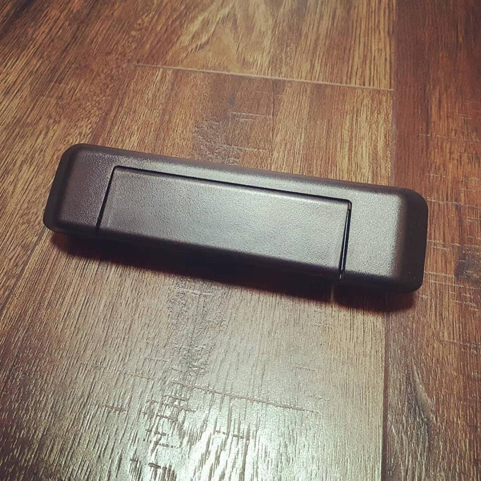 

Ручка двери наружная Renault 19 (01.1988 - 12.1995)