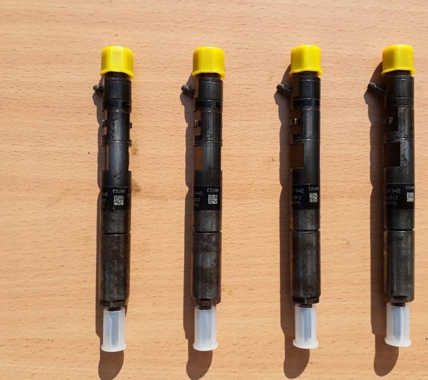 

Форсунки Ford Transit Connect 1.8 tdci EJBR02201Z