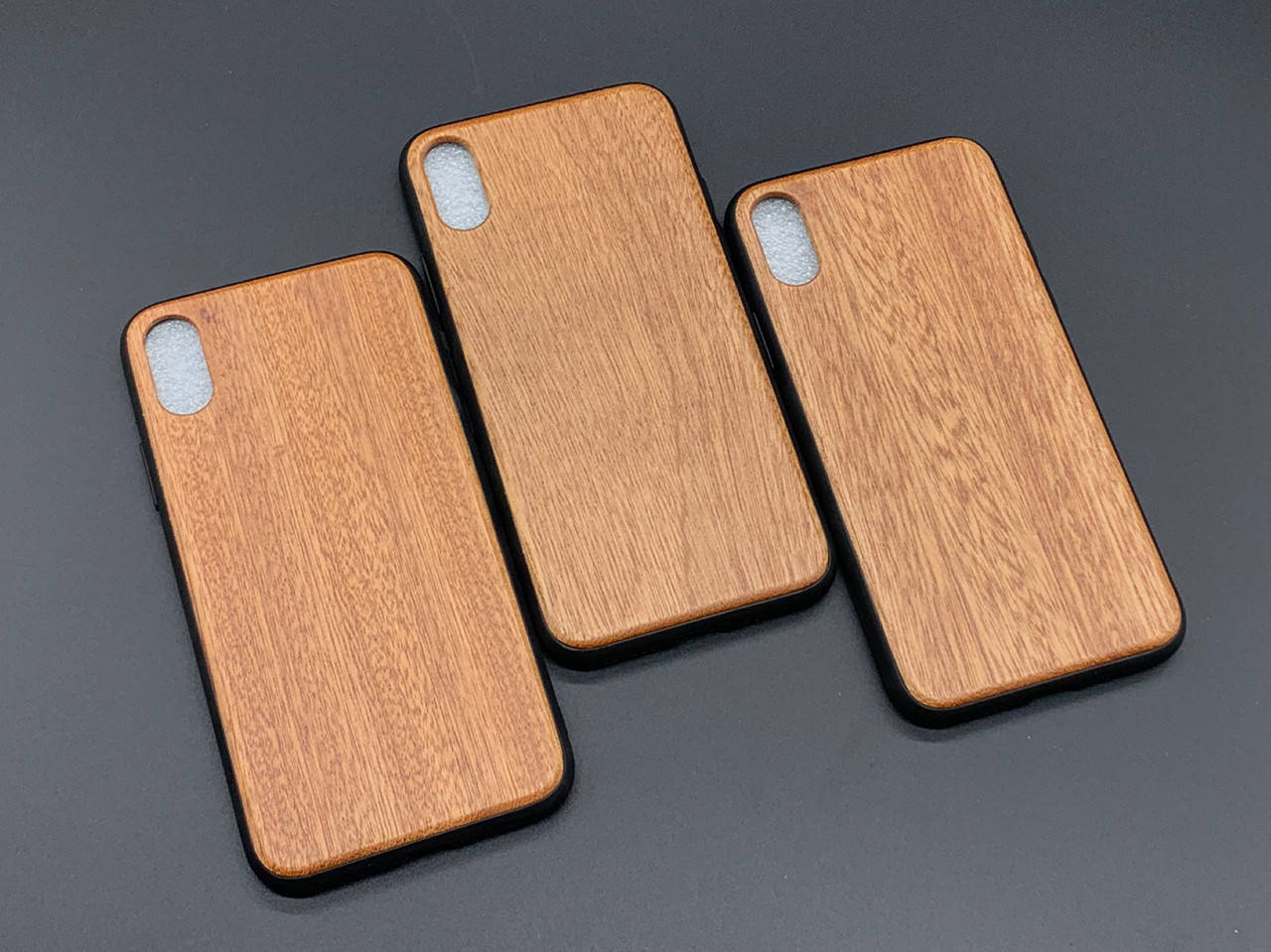 

Деревянный чехол для гравировки. IPHONE X. Цвет "золотой дуб".